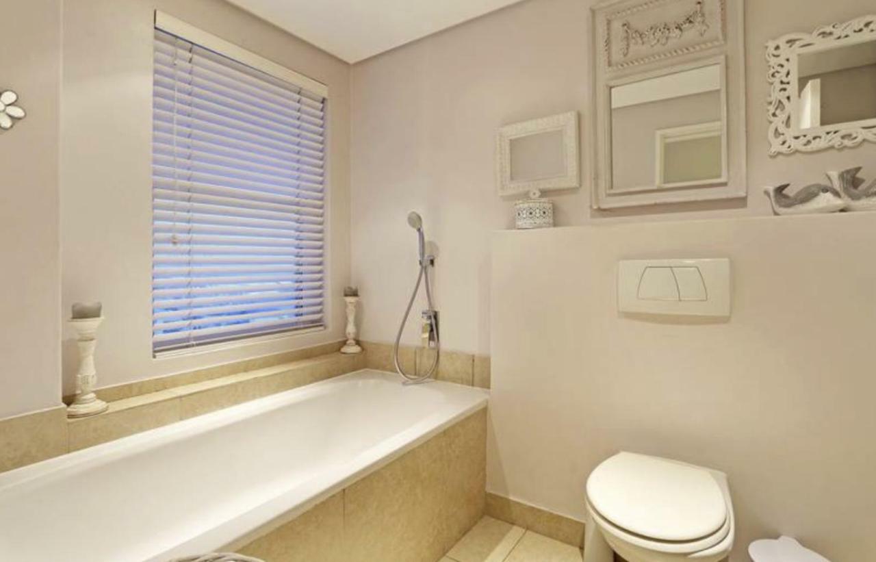 Portico 606 Apartment โบลแบร์กสตรานด์ ภายนอก รูปภาพ